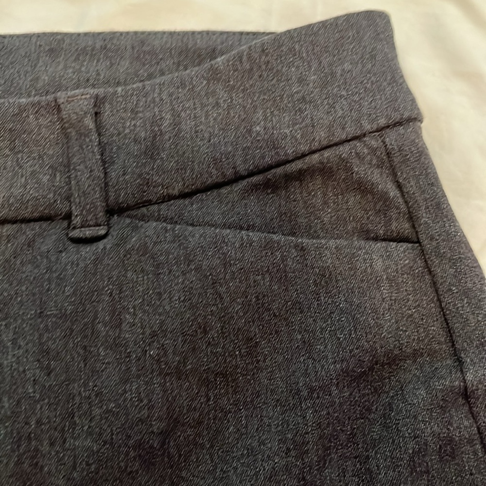 Old Navy pixie pants - Picture 4 of 8
